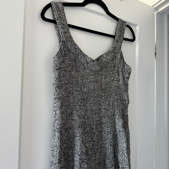 DVF black & white wool tweed midi dress - size 8 (Medium) - Picture 6 of 8